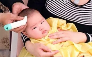 今天剃胎发顺畅吗 2025年阴历七月十一日合适剃胎发吗