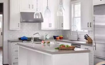 2025年阴历三月初二安灶日子好吗