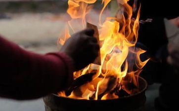 虎妈一个，这些星座女对孩子要求很严峻