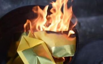 从情人变成了朋友的星座