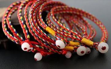 心思怪异多变，不遵循陈规的星座