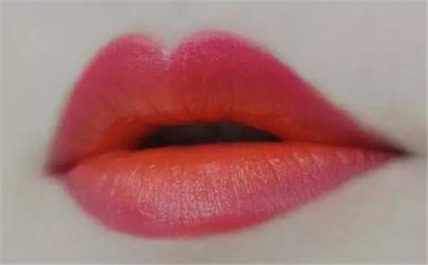 面相红唇