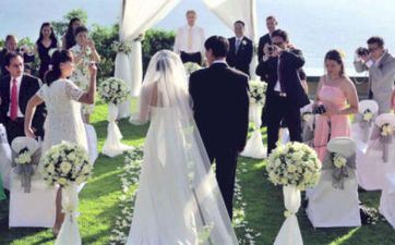 1月8日嫁娶好欠好 2025年1月8日挂号成婚好吗