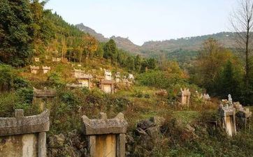 2024年5月份哪天合适修坟