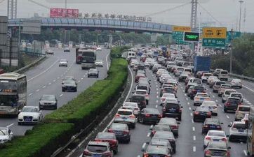 2024年3月8日穿什么色彩旺财