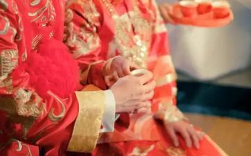 94属相狗婚配什么属相好 2023年属狗成婚黄道吉日 94属相狗婚配什么属相好 2023年属狗成婚黄道吉日