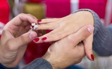 2023年3月最吉祥订亲是哪天 2023年3月哪天订亲好