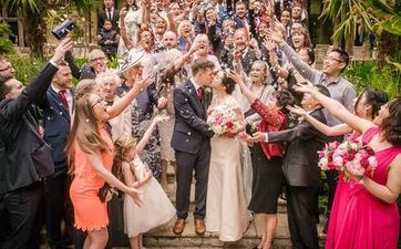 2023年蛇男马女成婚日