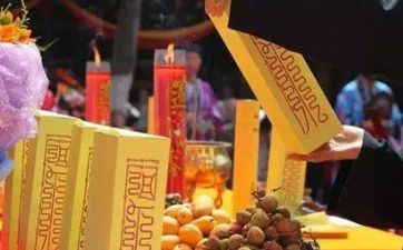 女大三抱金砖的顺口溜 女大三抱金砖顺口溜原唱是什么歌?