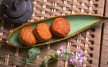 中秋节是几月几日？关于阴历八月十五中秋节的来历和风俗