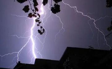 出门遇白事或红事好吗