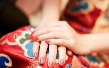 订亲戒指和成婚戒指的差异是什么 新人们必定要注意