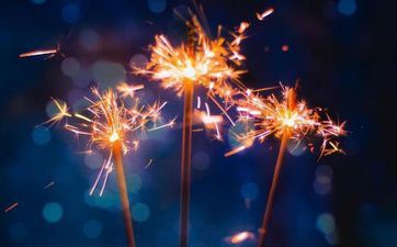 作业第一年新年给爸妈多少钱 新年红包来源什么时分