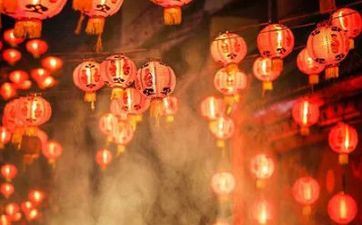 2023新年请财神爷贴大门上吗 财神贴在哪面墙