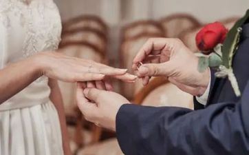 订亲和彩礼两次钱吗订亲礼金一般是多少 订亲和彩礼两次钱吗订亲礼金一般是多少