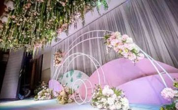 新娘成婚为什么拿镜子