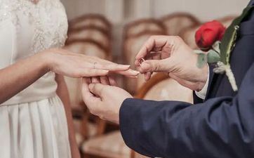 不提彩礼催领证 先给彩礼仍是先领证