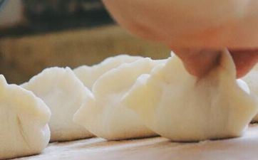 大年初七送火神是谁 正月初七送火神的由来 大年初七送火神是谁 正月初七送火神的由来