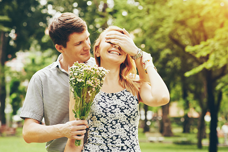 揭穿写在脸上的婚姻