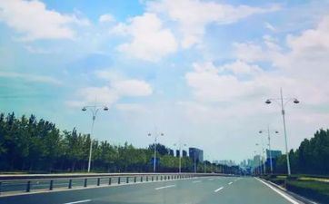 两只鸡属相在一同好吗 婚姻是否美好