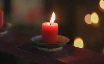 太作 总要问对方是否爱自己的属相女