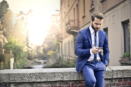 五行查询：1979年7月4日男命