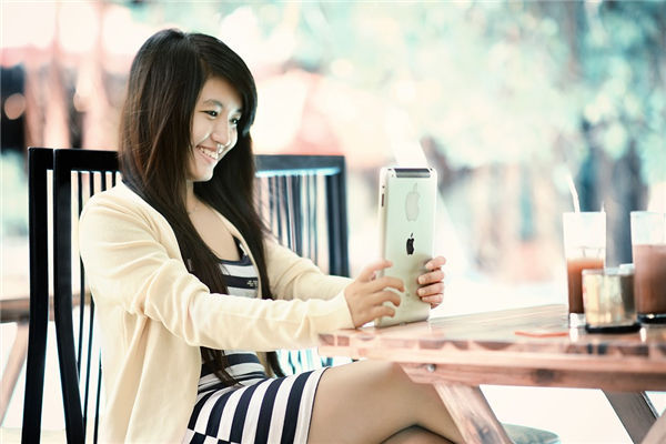 2023年本命年女佩带什么好