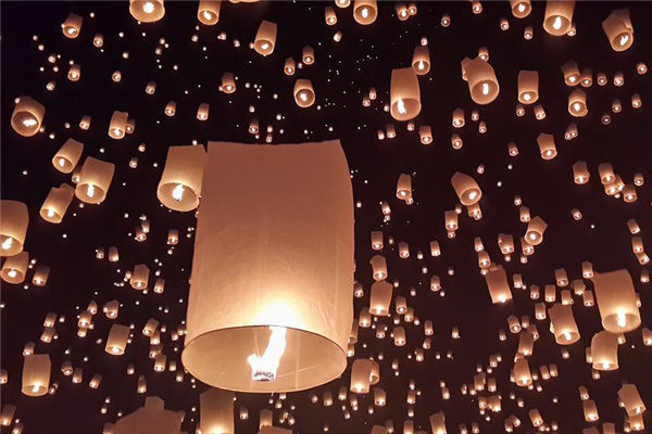 2023年阴历4月哪天祈福最好最吉祥