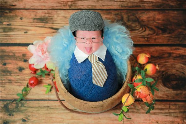 怎样给姓顾新生儿取名字