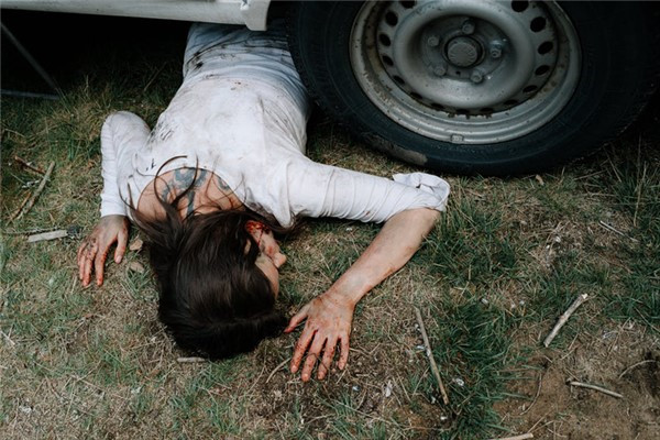 梦见女友出车祸怎么样