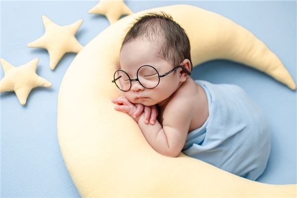 新潮的姓田婴儿名