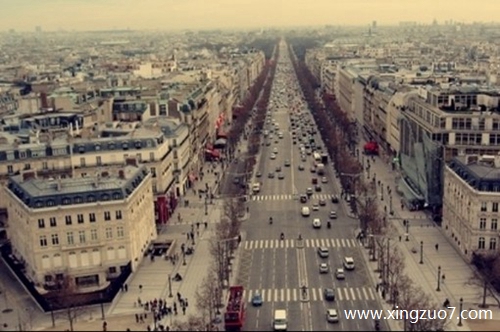 艾菲尔今天运势2025.5.281