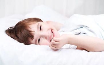 爸爸姓陆妈妈姓袁双胞胎取个啥名好