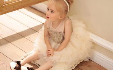 爸爸姓丁妈妈姓卢双胞胎取个啥名好 爸爸姓丁妈妈姓卢双胞胎取个啥名好