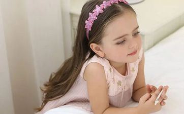 爸爸姓傅妈妈姓郝双胞胎取个啥名好 爸爸姓傅妈妈姓郝双胞胎取个啥名好